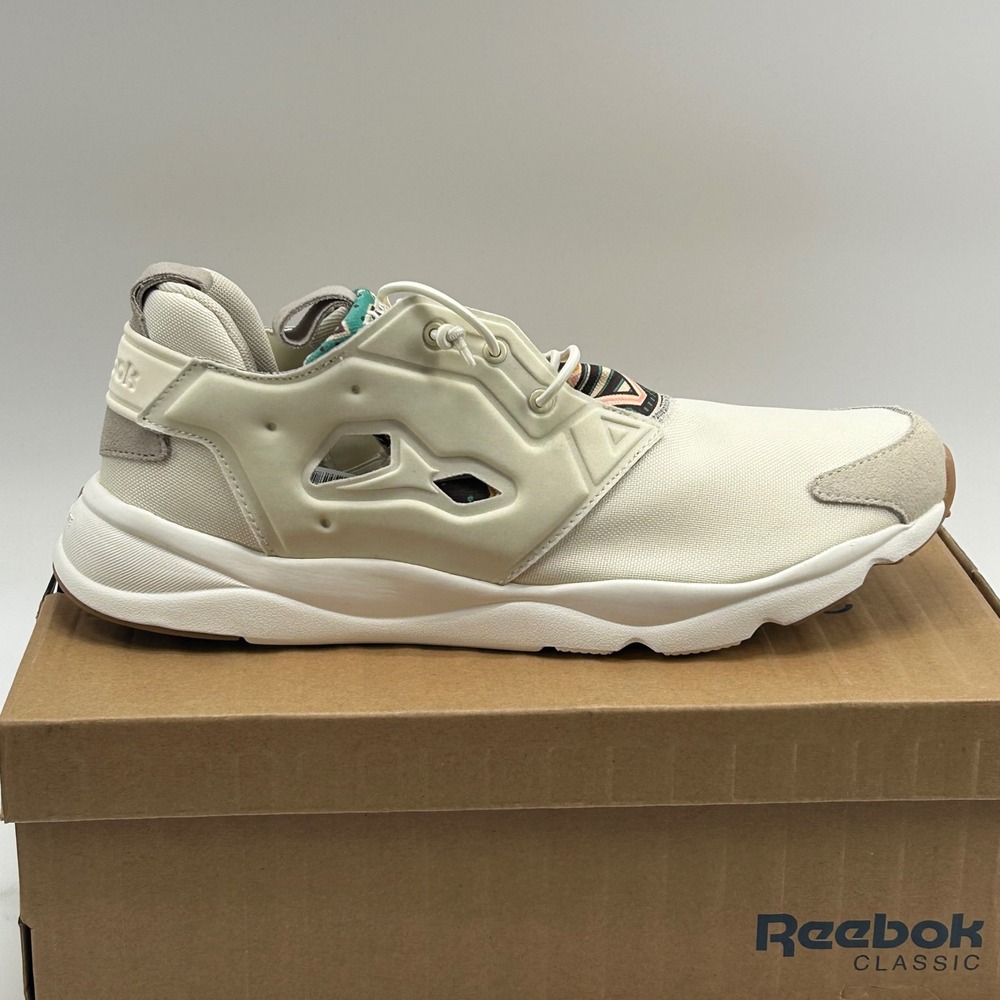 Reebok Furylite GP Men 11 Cream White Chalk V67074 Tribal Geometric Lifestyle